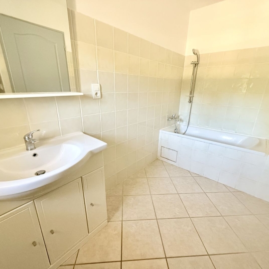  Annonces ISLE SUR SORGUE : Maison / Villa | CARPENTRAS (84200) | 75 m2 | 785 &euro; 