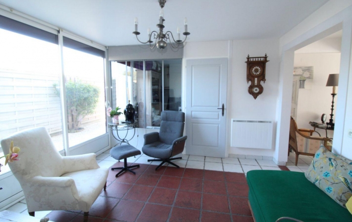 Terre de Provence Immobilier : Apartment | L'ISLE-SUR-LA-SORGUE (84800) | 90 m2 | 245 000 € 